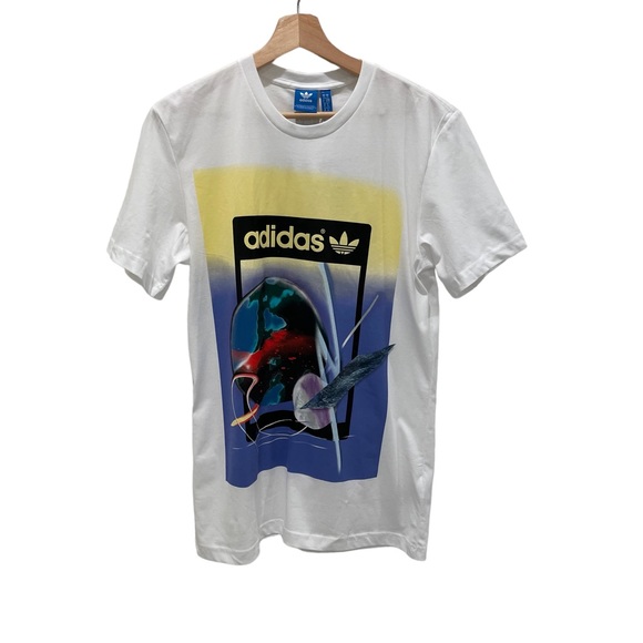 adidas • men’s city artist life tee - Picture 2 of 5